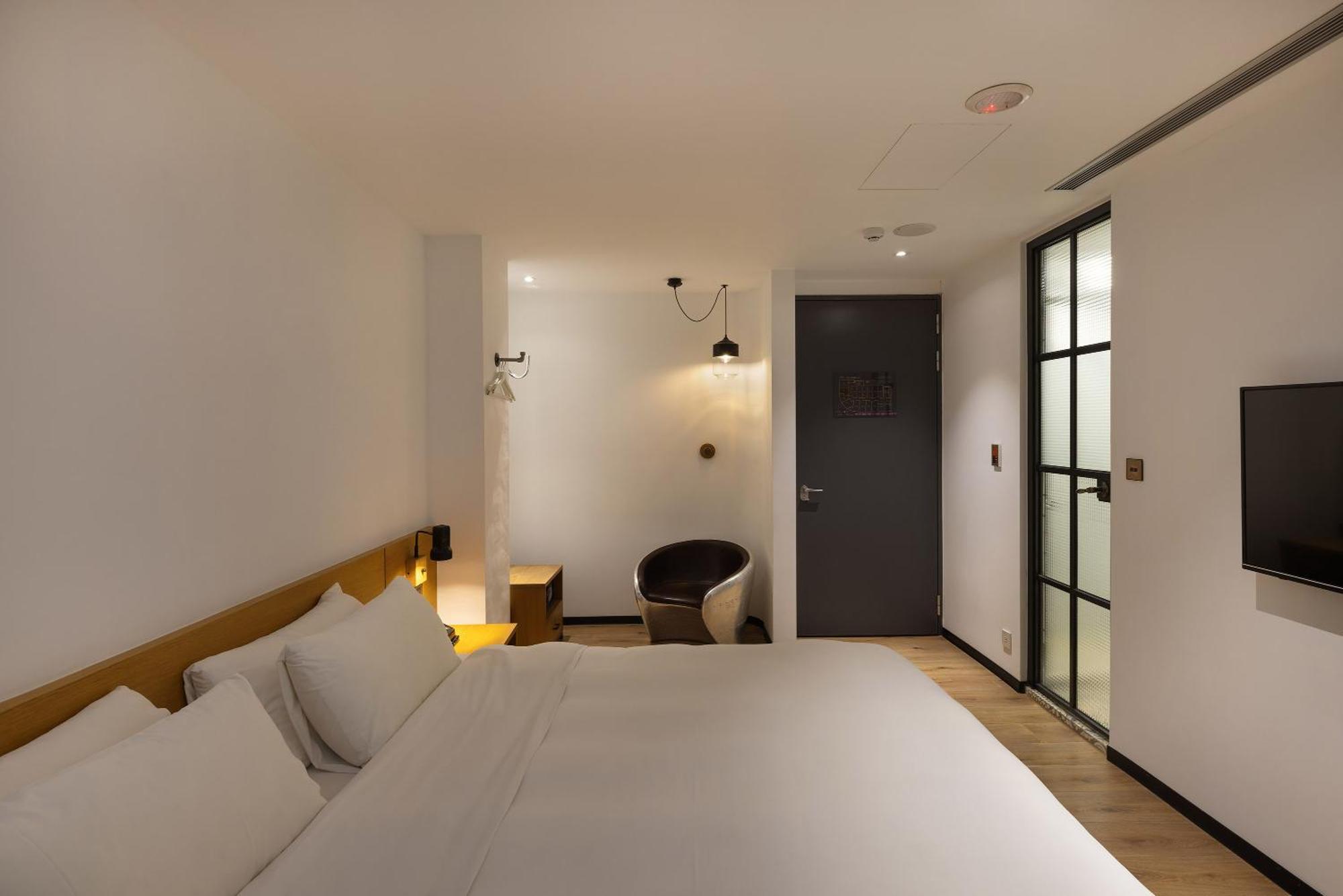 Bluesky Hotel Đài Trung Phòng bức ảnh